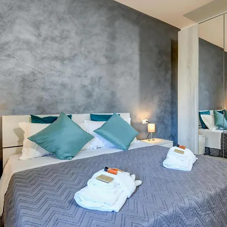 Appartement Mgh - *